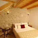 Sigurata بيت ضيافة