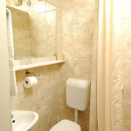 Sigurata Gostinjska kuća 3*
