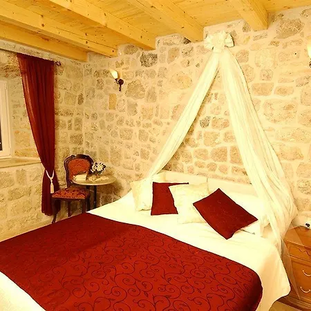 Gostinjska kuća Sigurata 3*
