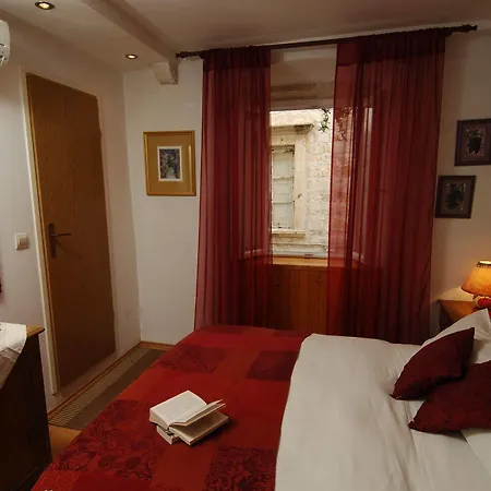 Gostinjska kuća Sigurata 3*